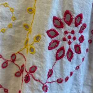 Anthropologie Maeve White Peasant Crop Top with Yellow,Orange & Pink Embroidery thumbnail 7