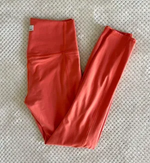 Vuori Women's Coral Leggings thumbnail 7