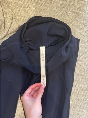 Lululemon High-Rise Align Joggers thumbnail 4