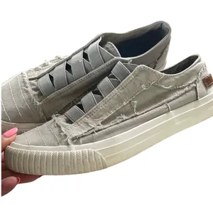 Blowfish Malibu Play Sneaker Women 8 Grey Beachy Distressed Canvas Slip On Shoes thumbnail 3