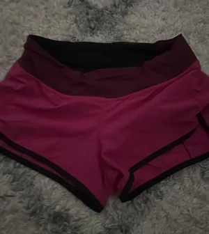 Lululemon Shorts thumbnail 1