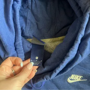 Purple Nike Hoodie size M thumbnail 4