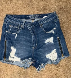 American Eagle Shorts thumbnail 1