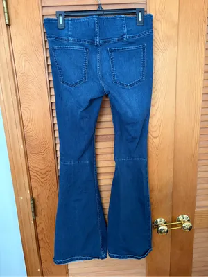 Free People pull on Flare Jeans in blue size 28s thumbnail 4