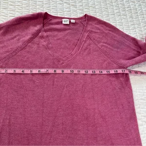 GAP Women's Pink V-Neck knit Sweatshirt thumbnail 4