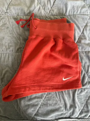 Nike sportswear shorts thumbnail 3
