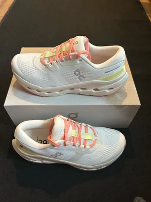 ON CLOUDRUNNER ivory dew athletic training running shoes sneakers women’s 8 new  thumbnail 8