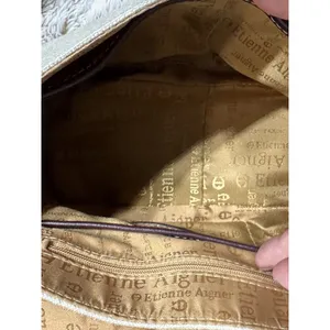 Etienne Aigner Purse~ Beige Linen Blend~Burgundy Trim~Snap Close Gold Hardware thumbnail 9