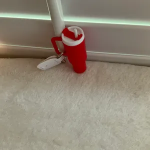 Red drinking cup key fob thumbnail 3