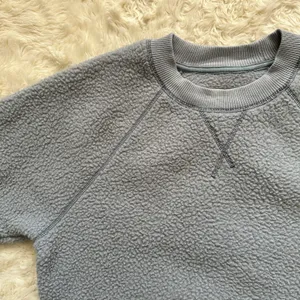 Everlane Sweatshirt ReNew Fleece Raglan Long Sleeve Crewneck Smoke Light Blue M thumbnail 7