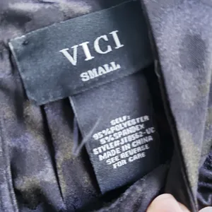 VICI Leopard Long Sleeve Keyhole Blouse thumbnail 9