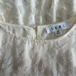 THML Textured Short Sleeve Blouse Cream Size Medium thumbnail 4