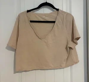 aerie top thumbnail 1
