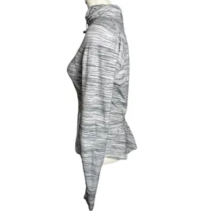 Lululemon Peplum Back Light Jacket Size 6 Gray thumbnail 2