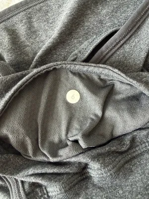 Lululemon Shorts thumbnail 4