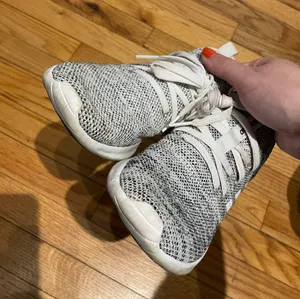 Adidas Cloudfoam Pure Knit Shoes Slip On Lace Up Breatheable White Gray Women’s Size 8 Sneakers Running tracks training Sport active gym athletic thumbnail 2