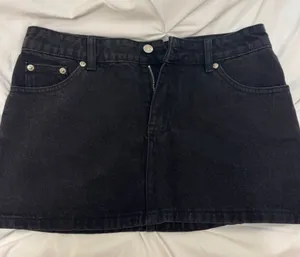 Edikted Black Jean Skirt Mini thumbnail 1