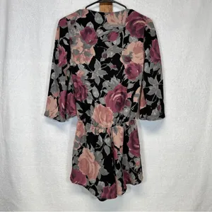 Lulus What’s Bloomin Bell Sleeve Black, Pink & Gray Floral‎ Romper Size S thumbnail 8