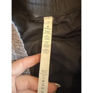 Lululemon Lined Running Shorts Womens 10 Gray thumbnail 3