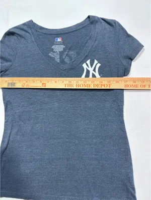 Vintage 2012 New York Yankees MLB V-Neck Tee - Great Catch! thumbnail 4