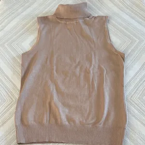 Cable & Gauge Women’s Tan Sleeveless Turtleneck Sweater - Size S thumbnail 1