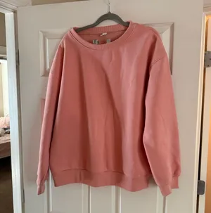 Amazon Matching Set Two-Piece thumbnail 4