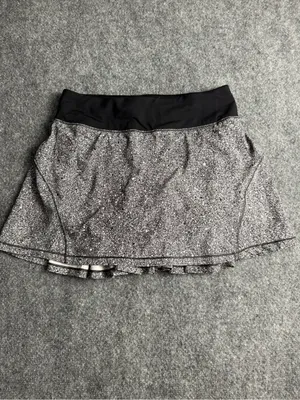 Lululemon 4 tall Circuit Breaker Skirt II Luminesce Splatter White Black Print thumbnail 2