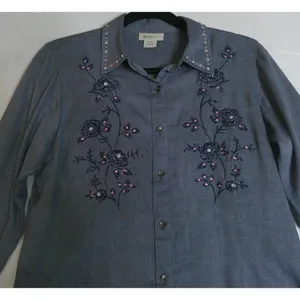Ariat Womens M Button Down Shirt Blue Floral Embroidered Rhinestone Western Top thumbnail 2