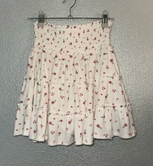 Pink Lily Floral Skirt thumbnail 1