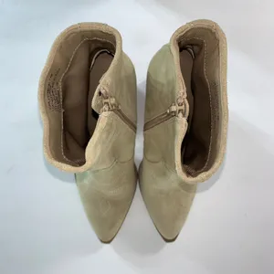 Steve Madden Stable and Sand Suede Booties Block Heel Zip Up Size 7.5M READ thumbnail 10