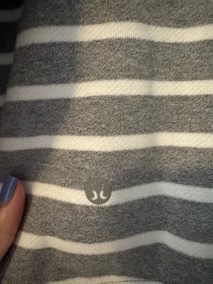 Perfectly Oversized Lululemon Crew thumbnail 4