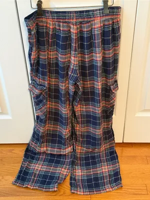 Aerie Flannel Cargo Skater Pajama Pant in Navy Plaid thumbnail 3