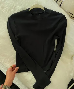 Super soft Ribbed Abercrombie & Fitch black short neck turtle neck long sleeve top thumbnail 1