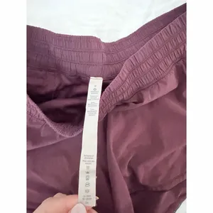 Lululemon Seek The Heat Short II 2.5” thumbnail 6