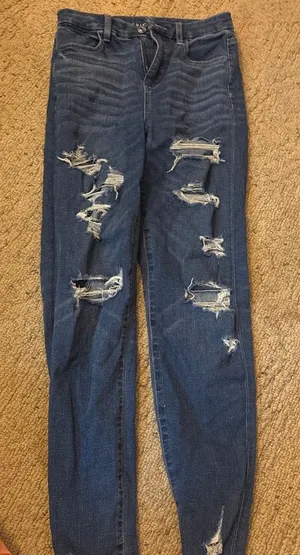 American Eagle Distressed Jeans thumbnail 1