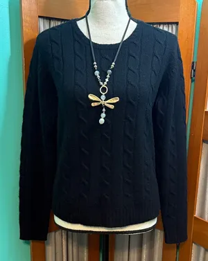 Classic Black Cashmere Cable Knit Sweater Size M thumbnail 1
