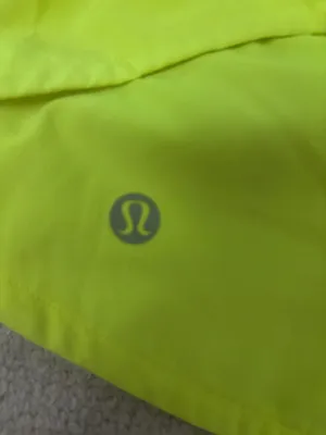 Lululemon Speed Up Shorts 2.5" Low-Rise thumbnail 4
