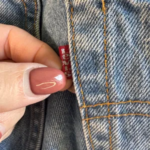 Levi's 550‎ Vintage 90s Mom Jeans Light Wash Denim High Waisted USA Made Size 9 thumbnail 13
