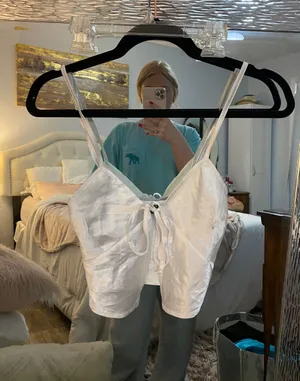 Pretty Little Thing Top thumbnail 1