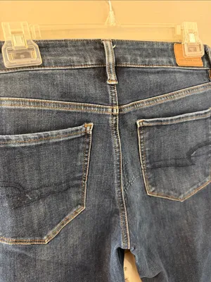 American Eagle High Rise Distressed Jegging - Size 6R thumbnail 8