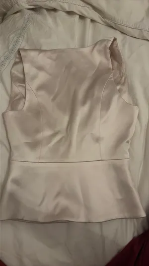 Aritzia Satin Top thumbnail 3