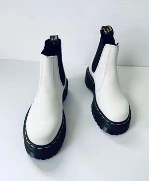 Dr. Martens 2976 Quad Platform Leather Chelsea Ankle Boots in White thumbnail 3