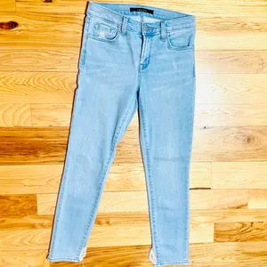 J Brand Light Blue Distressed Skinny Jeans Sz 26 thumbnail 3