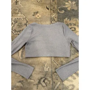 Alo Ribbed Long Sleeve Crop Top Grey Sz S NEW thumbnail 11