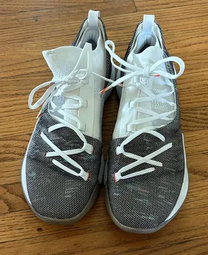 Under Armour Sneakers thumbnail 1