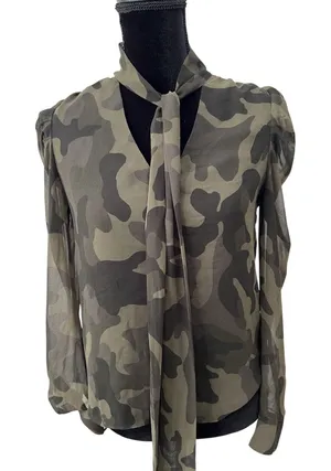 White House Black Market Camo Tie Neck‎ Puff Shoulder Blouse XXS Olive Green thumbnail 1