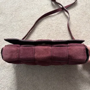 Viola Castellani Genuine Suede Woven Padded Flap Crossbody Bag Dark Purple thumbnail 11