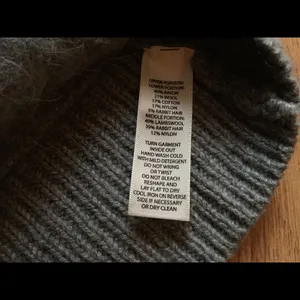 White House black market gray knit wool rabbit hair neck warmer women’s shawl thumbnail 4