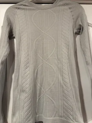 lululemon athletica rest less Light Gray Cable Knit‎ Pullover thumbnail 3