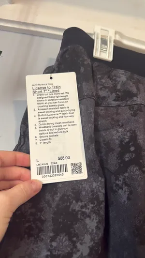 Lululemon men’s LTT short 7” lined  thumbnail 3